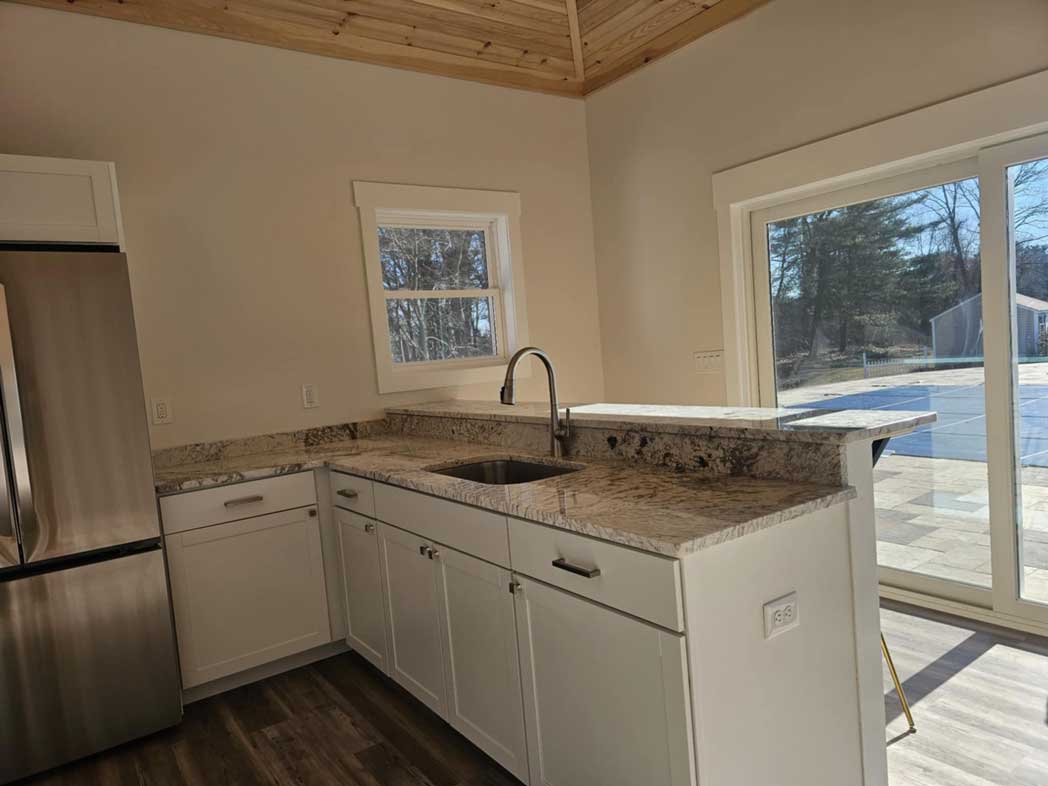 Kitchen next to the pool
