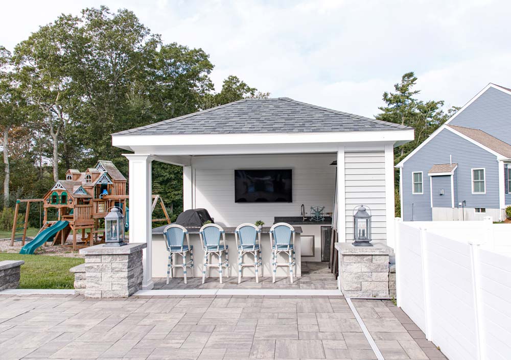 New kitchen next to the pool for cookouts